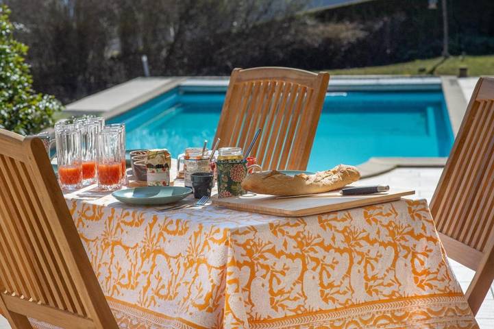 Location de vacances pour 10 personnes, avec vue ainsi que balcon et piscine à Pringy - 3