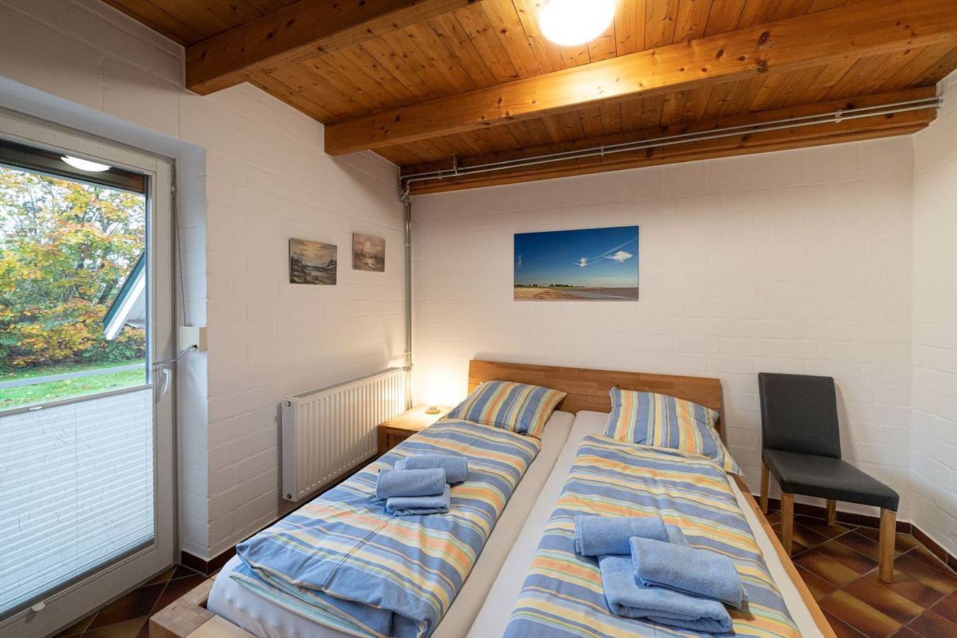 Gemütliches Ferienhaus im Ferienpark Achtern Diek in Otterndorf, Cuxland