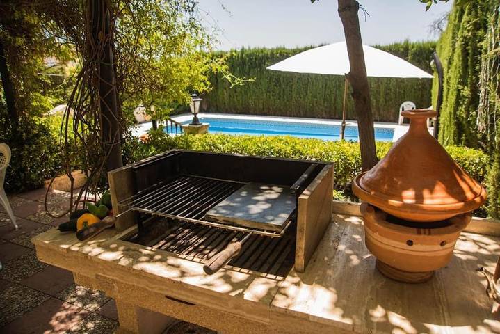 Casa rural para 15 personas, con Balcón y Terraza además de Jardín y Piscina en El Padul - 3