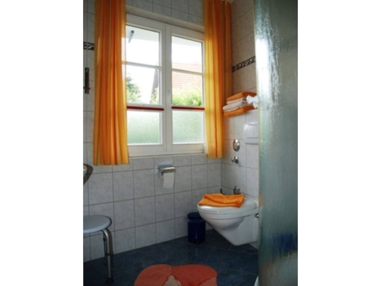 Ganze Ferienwohnung, Ferienwohnung Lohmann - Ferienwohnung in Binz, Rügen