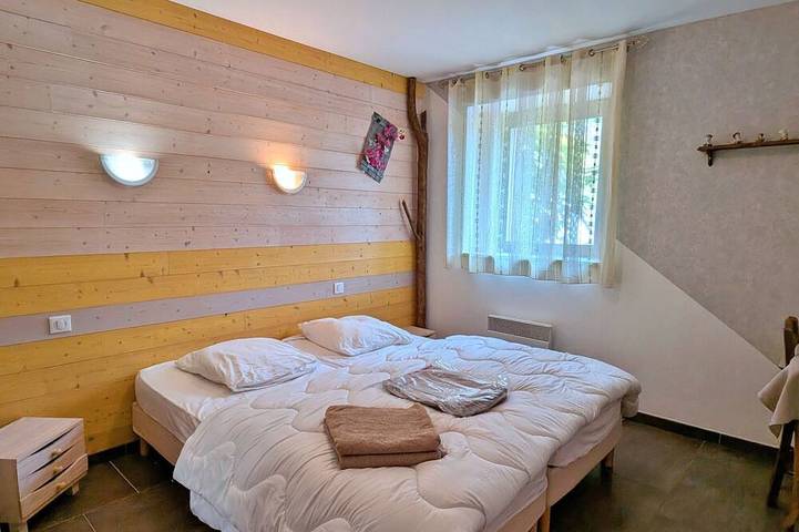 Geräumiges modernes Ferienhaus, 8 Pers, private Terrasse, Haustiere erlaubt, Wlan in Vagney, Regionaler Naturpark Belchen der Vogesen