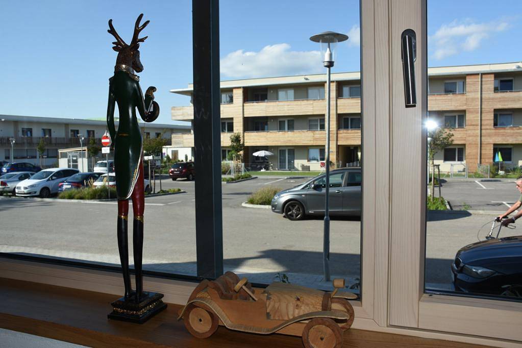 Gästehaus & Hofladen Familie Öllerer - Einzelzimmer mit Boxspringbett und Balkon in Sitzenberg-Reidling, Mostviertel Region