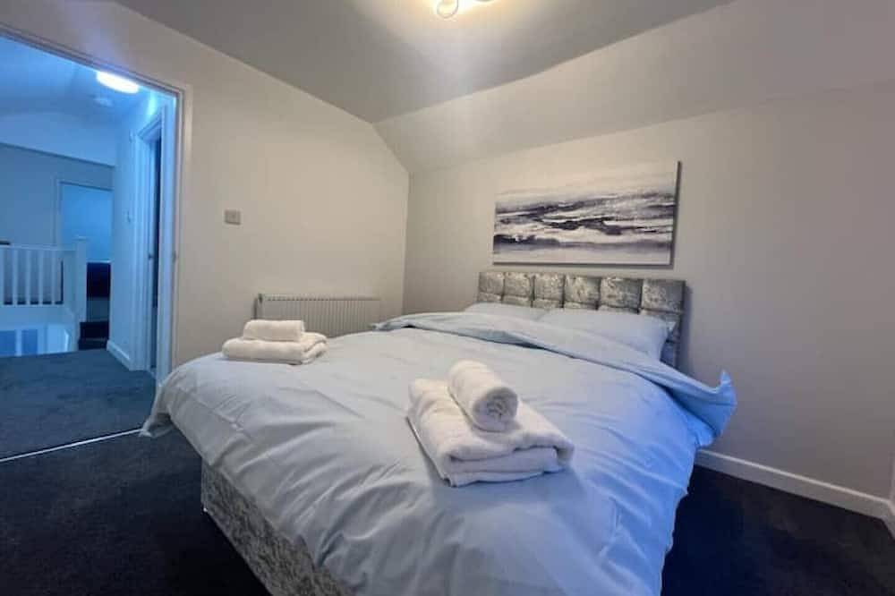Swansea Coastal Comfort in Swansea, Swansea region