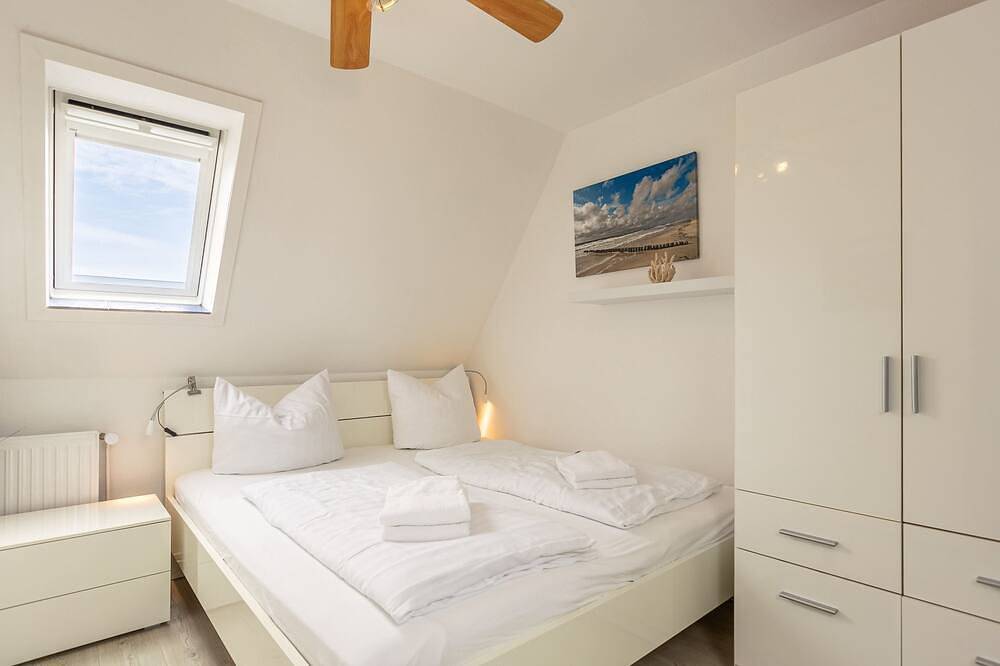 Ganze Wohnung, Haus Dorfstraße 30-30a - Wohnung 4 Dorfoase (Id 498) in St. Peter-Ording, Eiderstedt