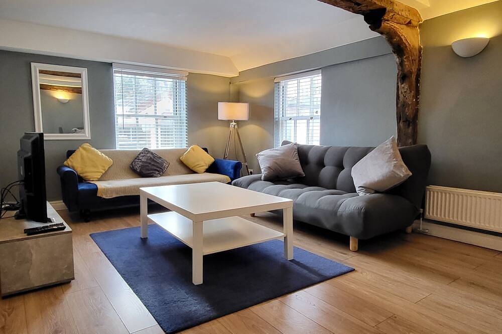 Entire apartment, Central Colchester - Just 3 Minutes Walk to Colchester Castle and High Street! in Colchester, Essex