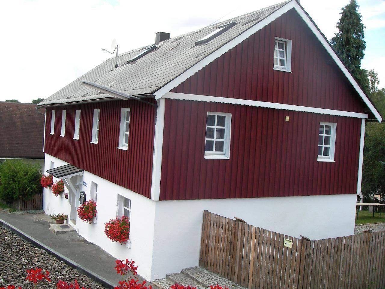 Ganze Ferienwohnung, Appartement in Elbersreuth mit Garten in Presseck, Oberes Maintal - Coburger Land