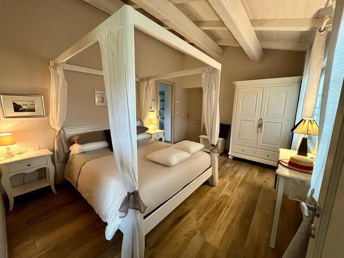 Agriturismo per 2 persone, con balcone e giardino nonché panorama a Livorno