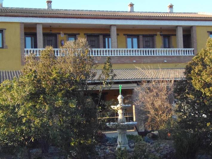 Casa rural para 3 personas, con jardín además de piscina y jacuzzi en Provincia de Granada - 3