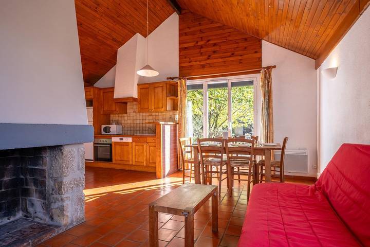 Gîte pour 6 personnes, avec terrasse et piscine à La Canourgue - 3