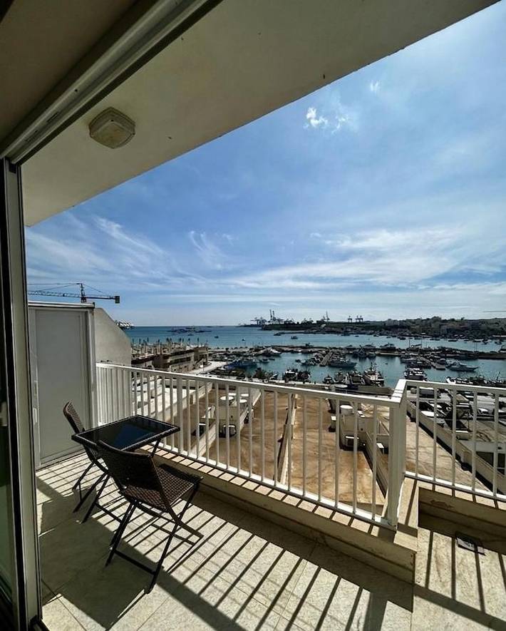Ferienwohnung für 4 Personen, mit Balkon und Ausblick - 1