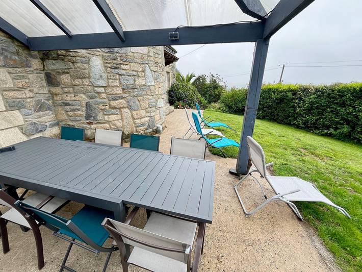 Gîte pour 8 personnes, avec jardin et terrasse à Cléguérec - 4