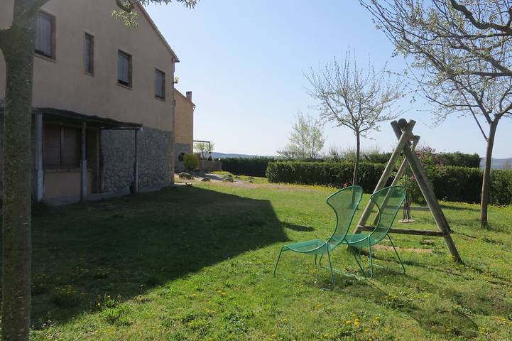 Casa rural para 6 personas, con piscina y jardín, Se admiten mascotas - 1