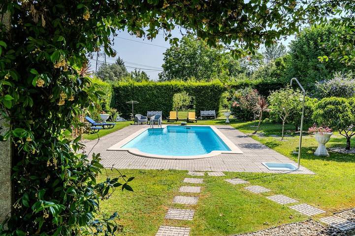 Casa vacanza per 8 persone, con piscina e giardino - 1