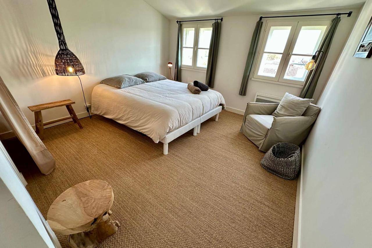 Appartement entier, Two-Bedroom Apartment in Saint-Martin-de-Ré, Région de La Rochelle
