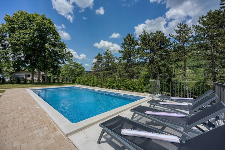 Villa für 6 Personen, mit Pool und Garten, mit Haustier in Zentralistrien - 2