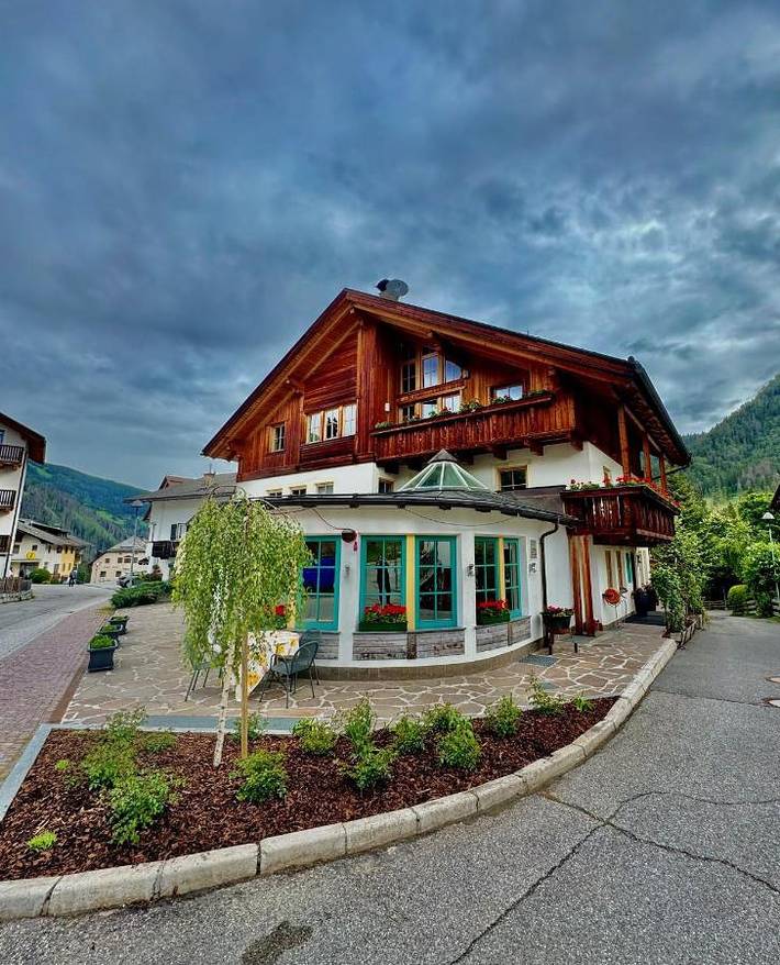 BnB für 2 Personen, mit Balkon und Terrasse sowie Ausblick in Wengen (Italien)
