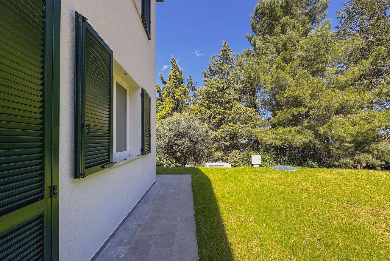 Entire apartment, Elegant Villa with Garden - Perfect for Groups in Potenza Picena, Adriatic Coast Marken