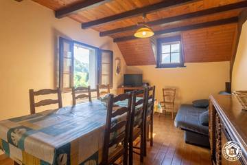 Casa De Huéspedes para 3 Personas en Chèze, Pirineos franceses, Foto 1
