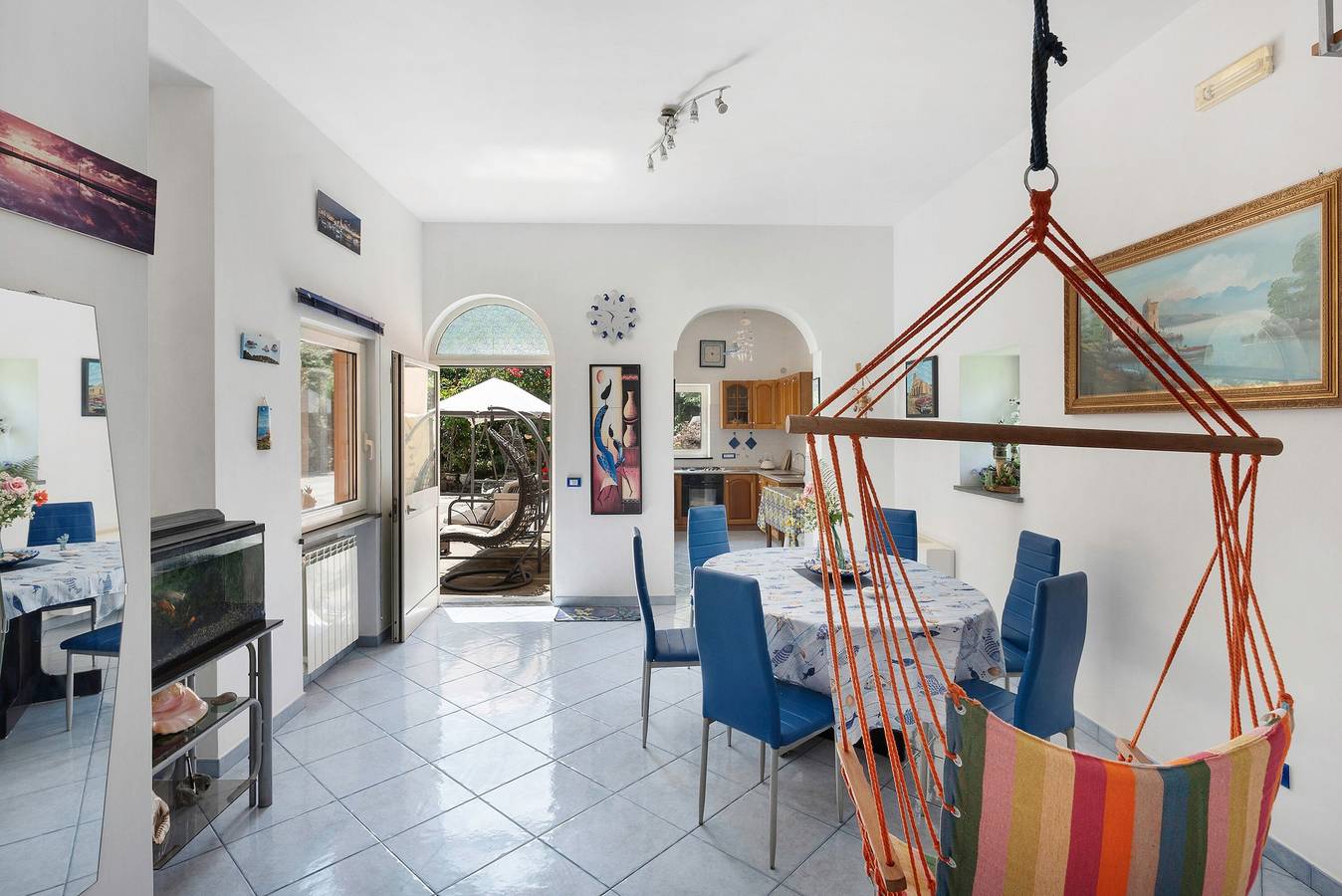 Villa 'Sulle Colline Di Sorrento' con vista mare, Wi-Fi e aria condizionata in Colli di Fontanelle, Napoli e dintorni