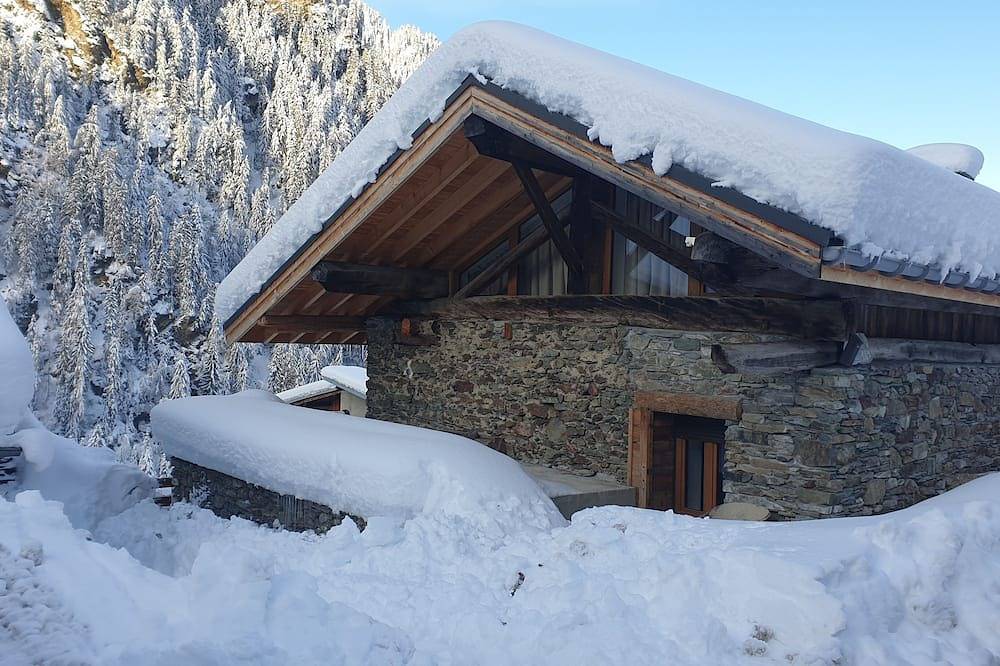 Chalet 1829 in Sainte-Foy-Tarentaise, Massif du Ruitor