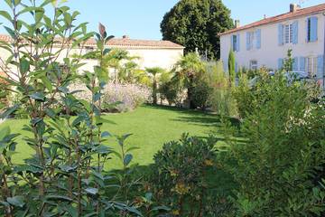 Gîte pour 4 personnes, avec jacuzzi ainsi que terrasse et sauna en Charente-Maritime