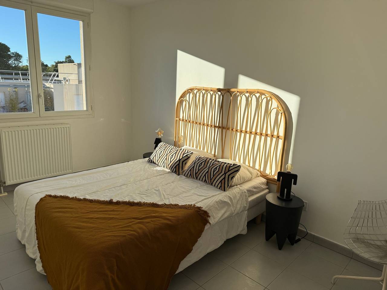 Apartamento entero, Apartamento 'Tranquilo de 3 dormitorios con terraza en la azotea' y terraza compartida in Marsella, Marsella region