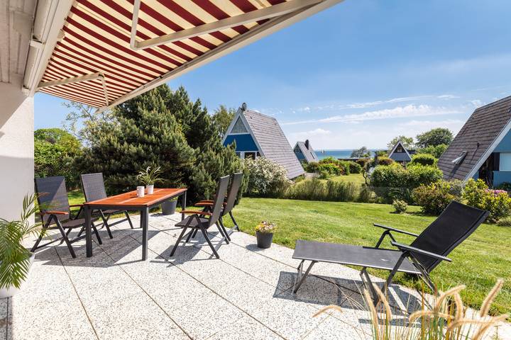 Ferienhaus für 4 Personen, mit Whirlpool und Terrasse sowie Garten und Sauna in Schashagen - 2