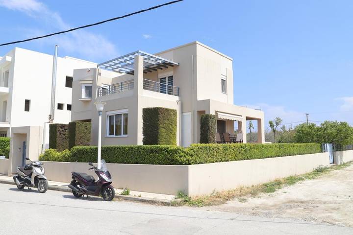 Location de vacances pour 8 personnes, avec jardin et terrasse dans Cos Ville - 2