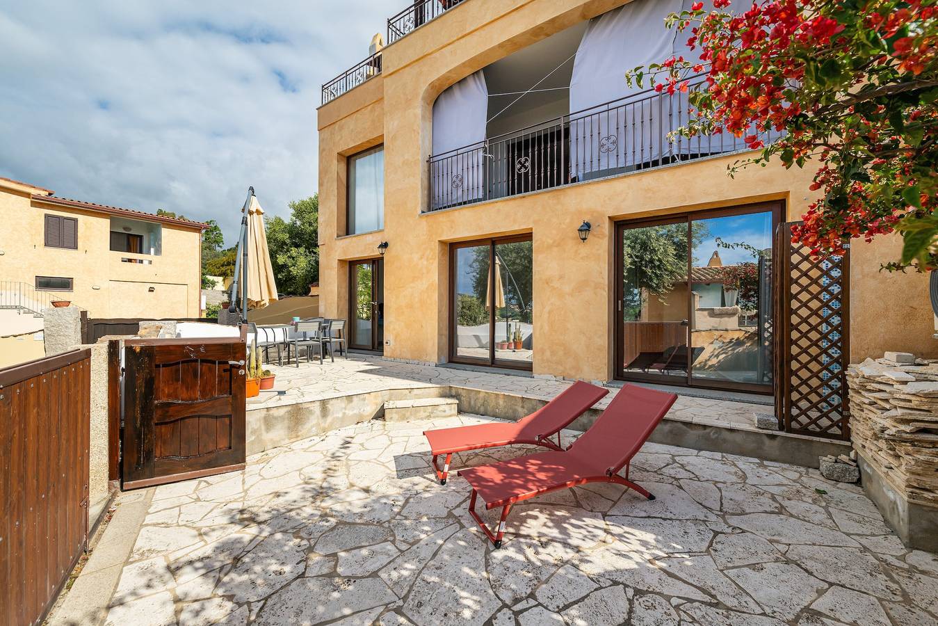 Apartamento entero, Apartamento 'L'Angolo Di Noemi - Chia' con Wi-Fi y aire acondicionado in Chia, Domus De Maria