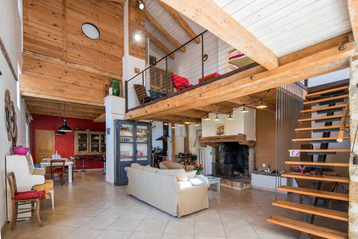 Location de vacances pour 5 personnes, avec terrasse à Montlaur (Midi-Pyrénées)