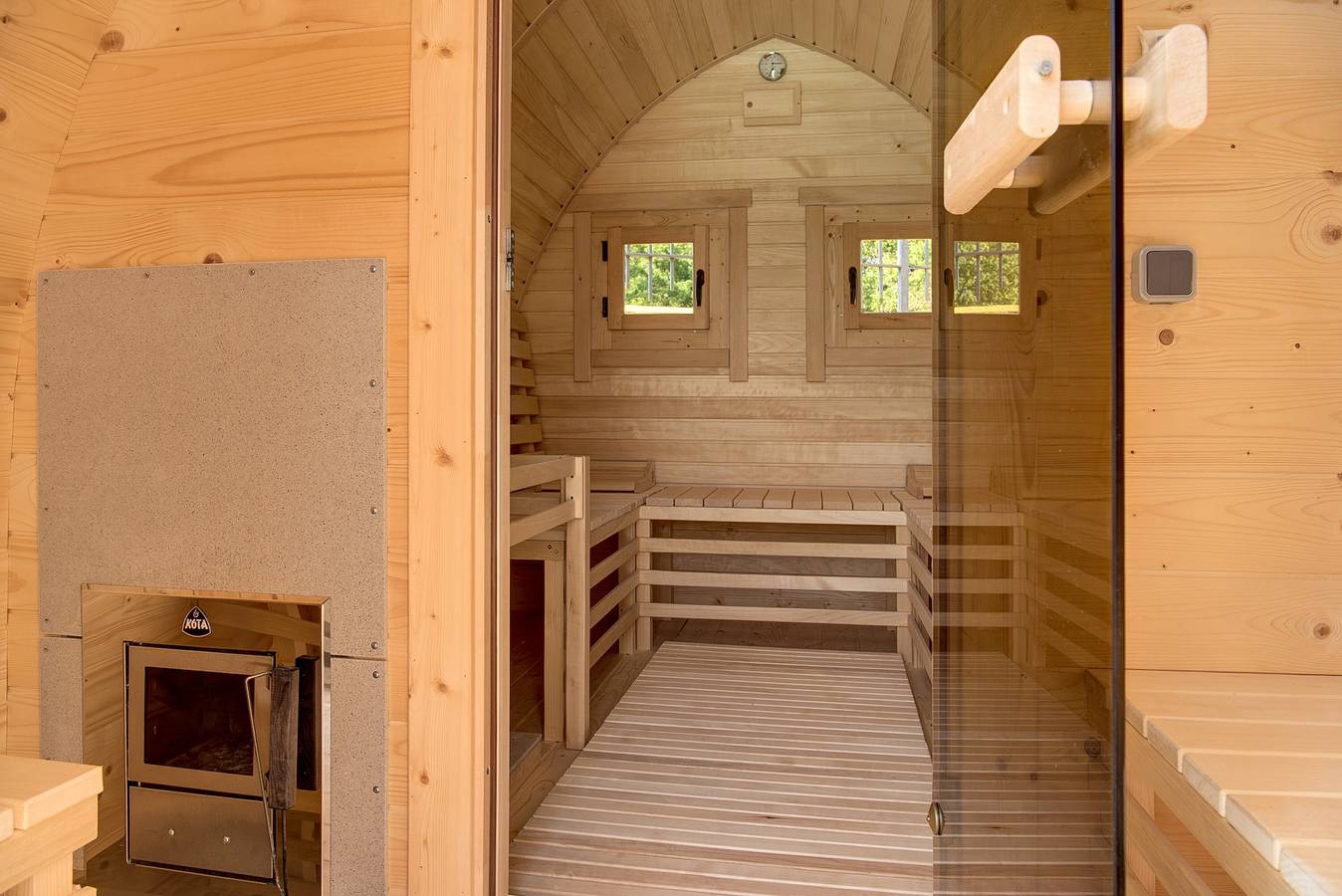 Hel lejlighed, Beautiful "Iris Apartment," in Piedmont, with shared pool, garden and sauna in Cisterna d'Asti, Asti Provinsen