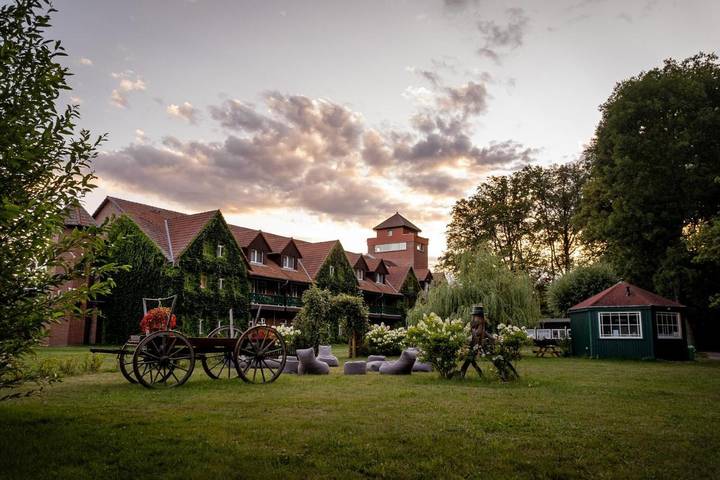 Hotel für 3 Personen, mit Whirlpool und Terrasse sowie Garten und Sauna