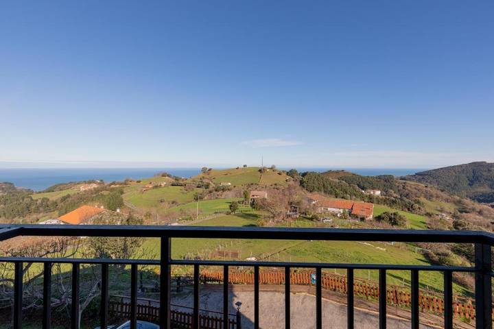 Casa rural para 8 personas, con jardín y vistas en Guipúzcoa - 2