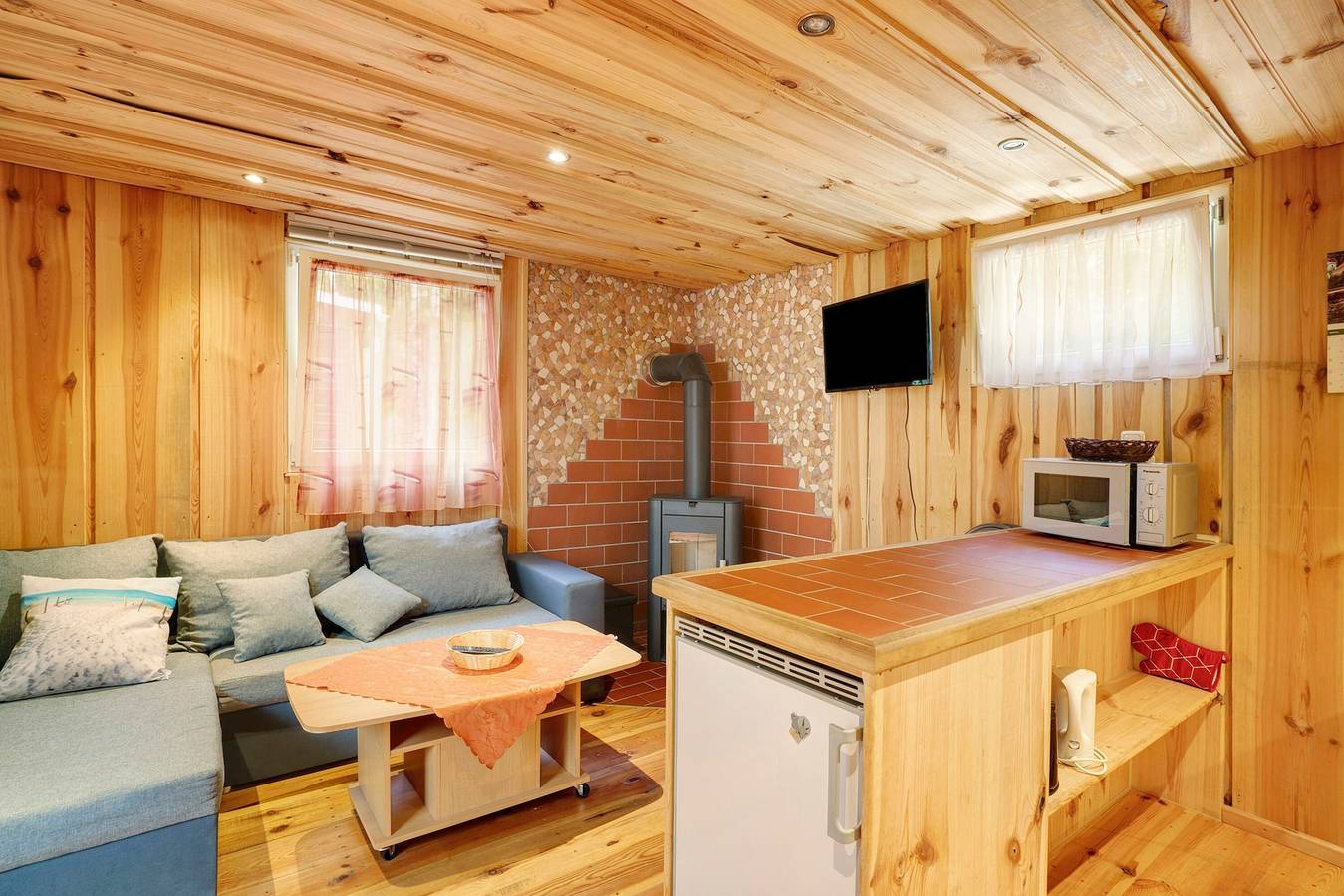 Bungalow '19 - Finnhütte' mit privater Terrasse und gemeinsamem Garten in Niesky, Oberlausitz-Niederschlesien