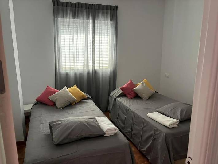 Chalet para 15 personas, con vistas y piscina además de jardín y balcón en Córdoba - 4