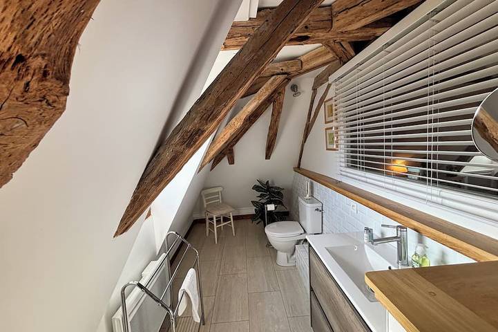 Gîte pour 2 personnes, avec jardin ainsi que piscine et terrasse à Calès - 4