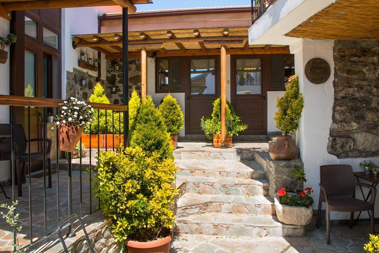 One-Bedroom Apartment in Αγρός, Südzypern