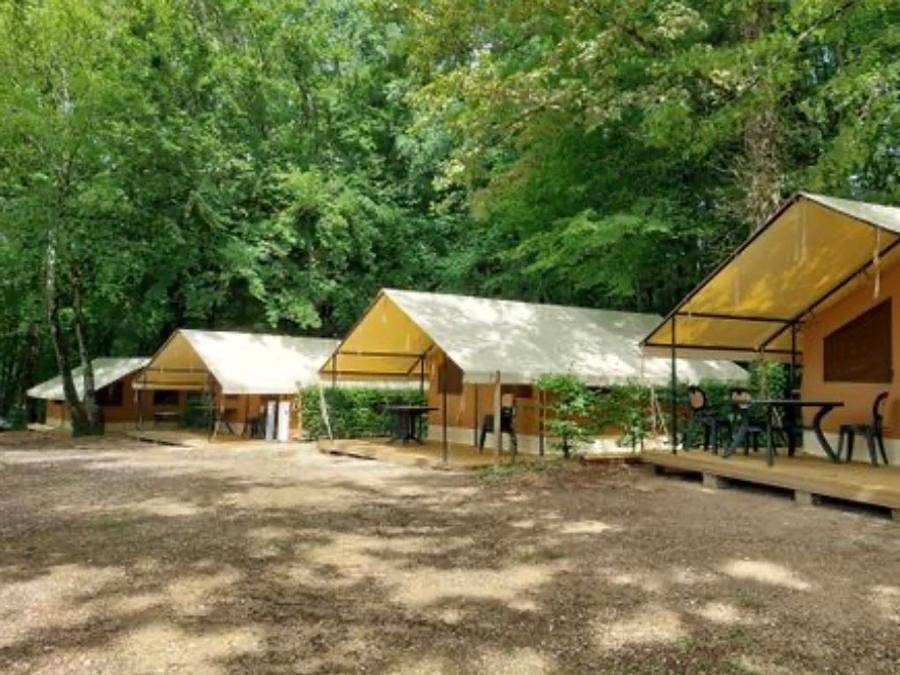 Camping Le Rivage - Tente en toile et en bois 4 personnes - Tente Safari in Quettehou, Région de Cherbourg