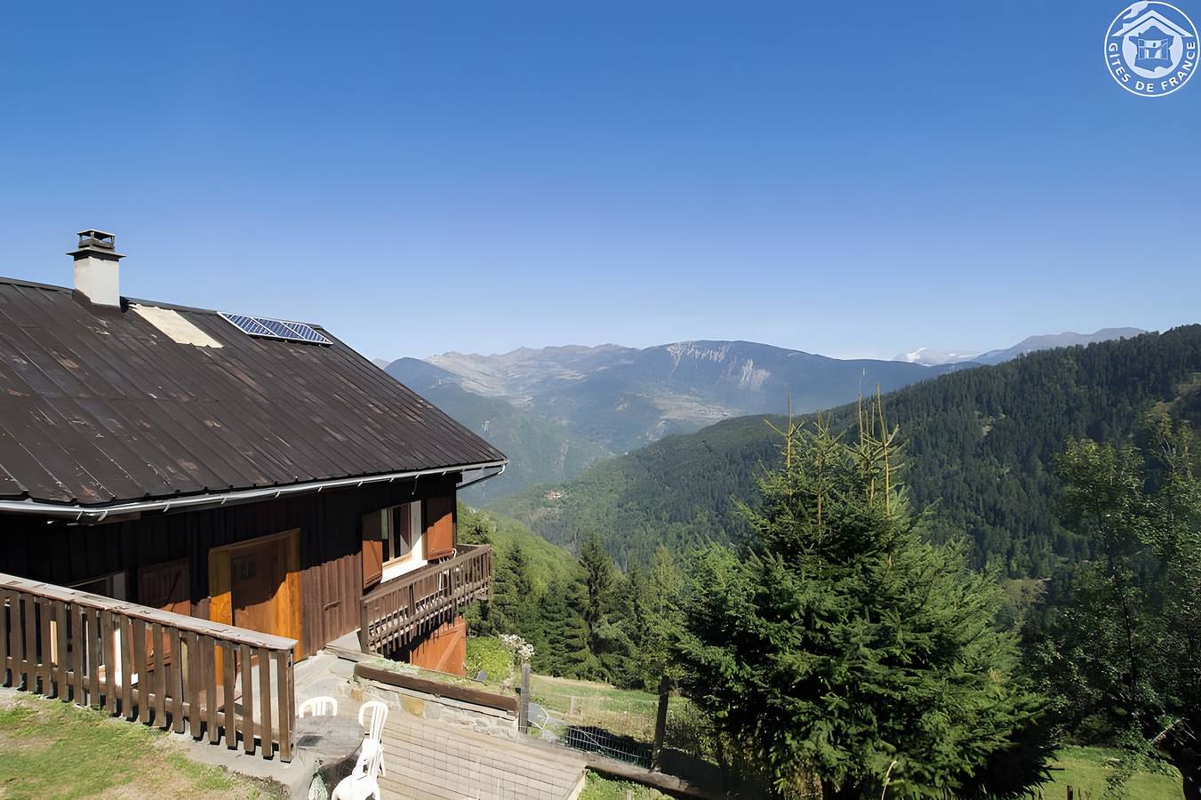 Maison de vacances 'Le Plan Du Fruit' avec vue sur la montagne, terrasse privée et jardin privé in Bonneval, Savoie