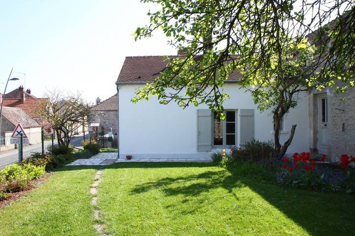 Gîte pour 3 personnes, avec jardin et terrasse dans Seine-et-Marne - 2