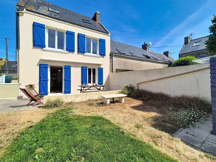 Location de vacances pour 6 personnes, avec jardin et terrasse dans Plage Kerminihy