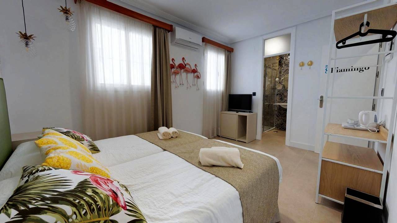 Hostal Boutique La Española in Playa de la Costilla (Rota), Rota