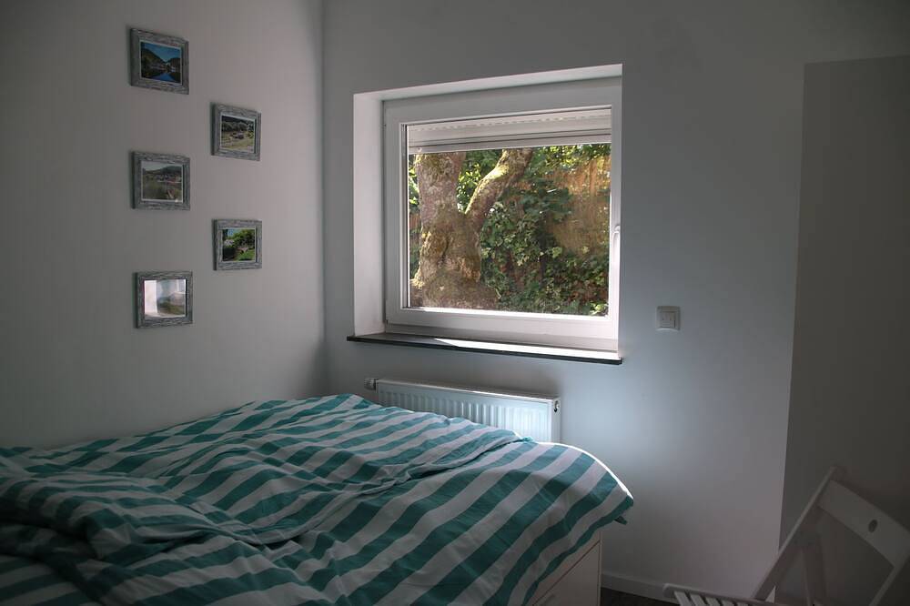 Ferienhaus \"Sonnenhang\" für 4 Personen Mosel - Löf Wanderurlaub in Burg Eltz, Löf