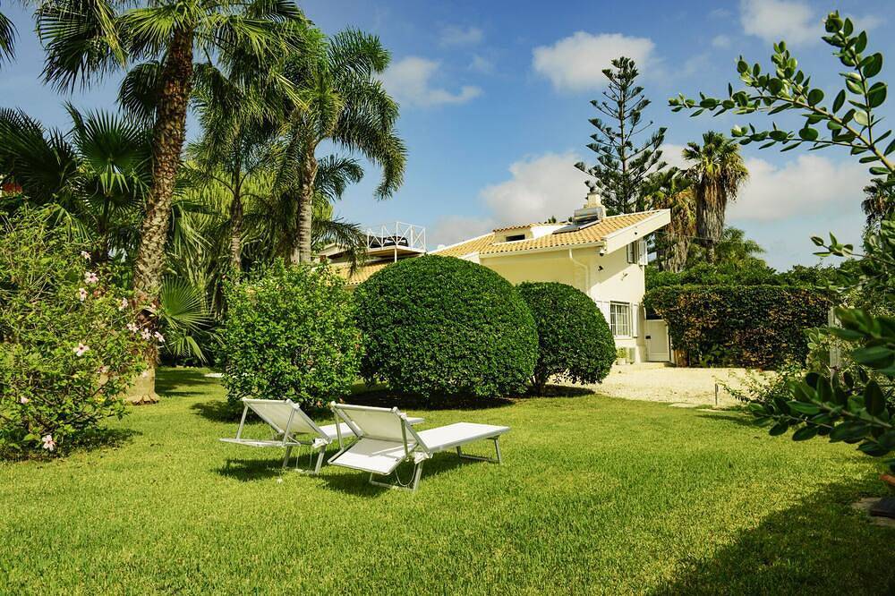 Agriturismo per 6 Persone in Fontane Bianche, Siracusa