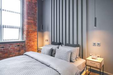 Vacation Apartment for 4 Guests in Manchester, Greater Manchester, Picture 2