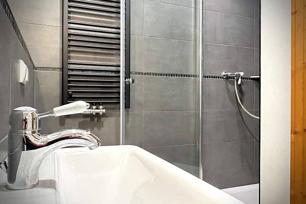 Ganze Wohnung, Offizierstube -Einzelzimmer in Jüterbog, Fläming