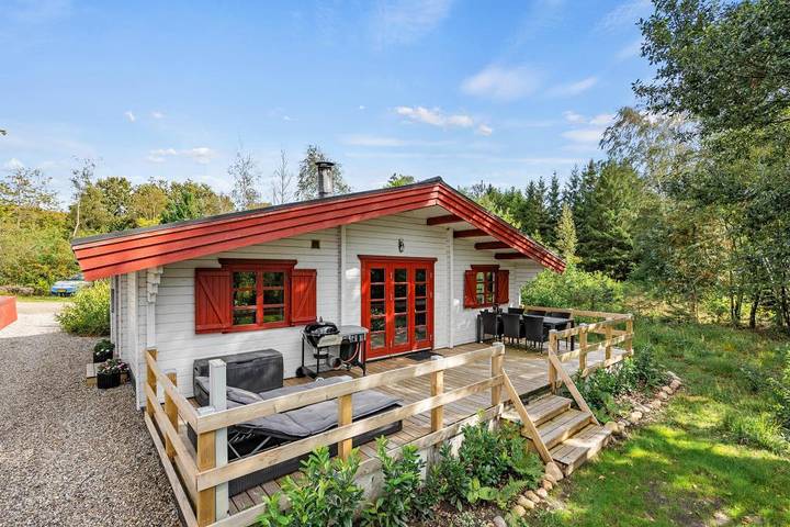 Villa für 4 Personen, mit Terrasse und Balkon/Terrasse, mit Haustier - 1