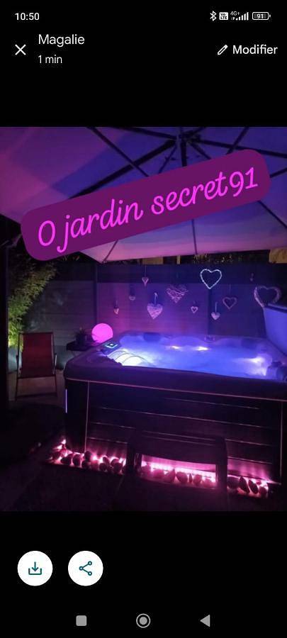 Location de vacances pour 2 personnes, avec Jacuzzi et Terrasse à Chevannes (Essonne)