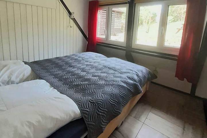 Ferienhaus für 5 Personen, mit Sauna und Garten sowie Pool, mit Haustier in Gerolstein - 2