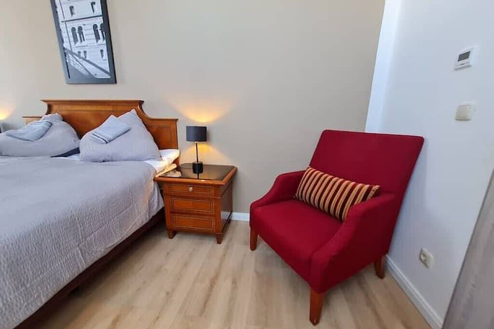 Ganze Wohnung, 120m², 6+1 Pers. 3 Sz / 4Tv 100 Mbit/s +Netflix in Arnsdorf, Oberlausitz-Niederschlesien